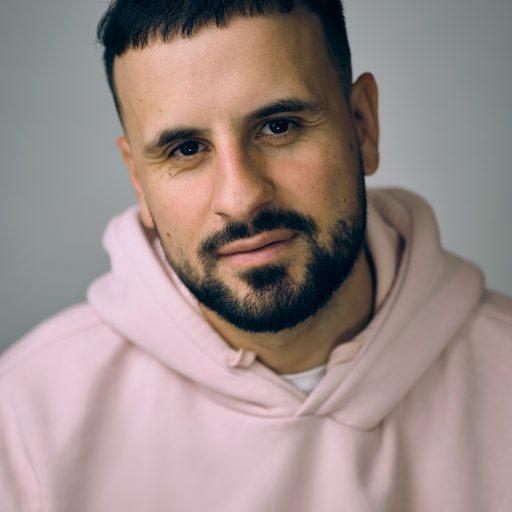Alexander Theo
